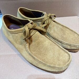 Wallabee Clarks Originals Crepe Sole brown / tan suede  Leather Men's Size 12M